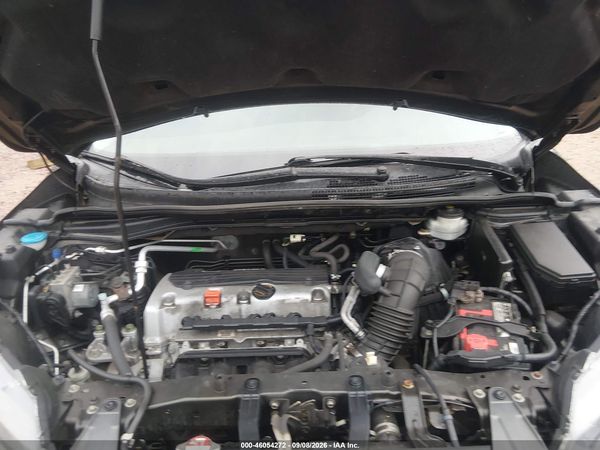 2013 HONDA CR-V LX — I10