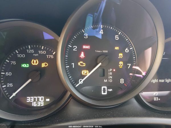 2024 PORSCHE MACAN T — I7