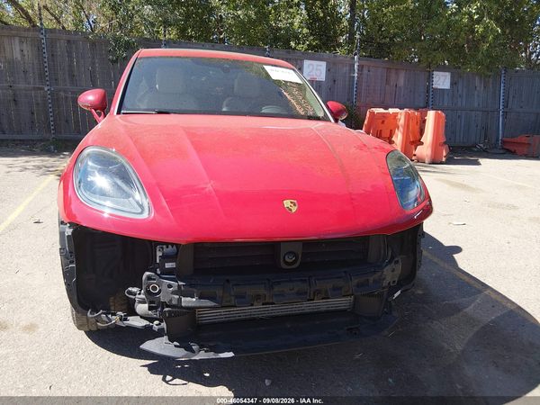 2024 PORSCHE MACAN T — I115