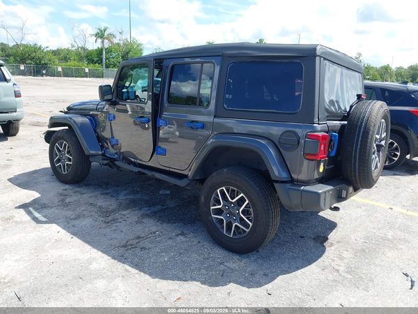 2025 JEEP WRANGLER 4-DOOR SAHARA 4X4 — I3