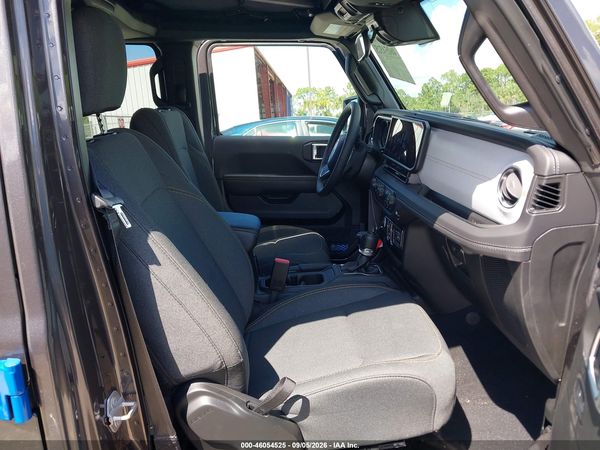 2025 JEEP WRANGLER 4-DOOR SAHARA 4X4 — I5