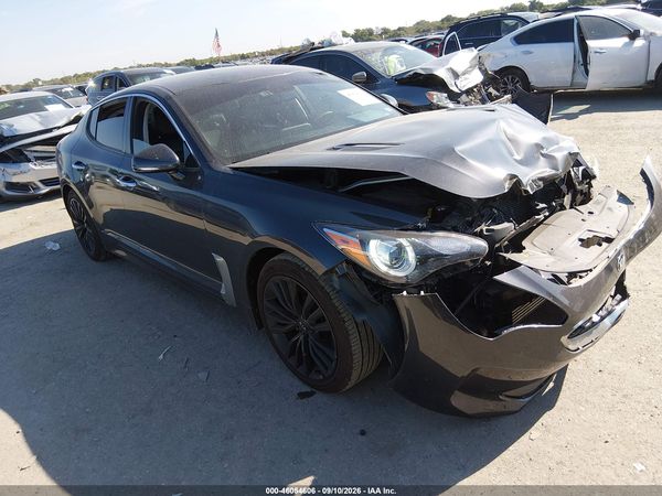 2019 KIA STINGER Base — I1