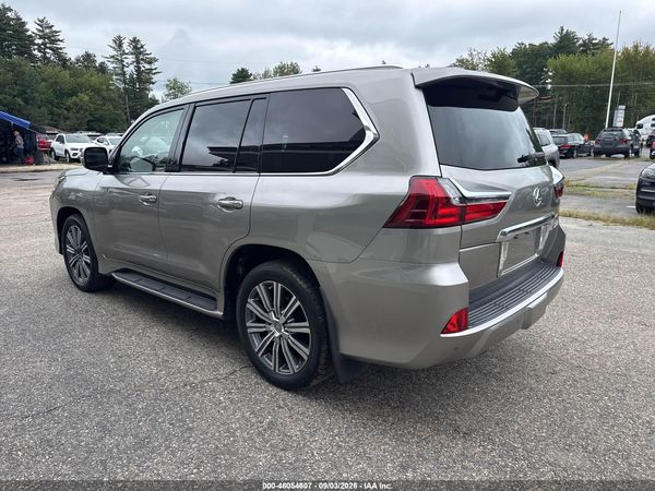 2016 LEXUS LX 570