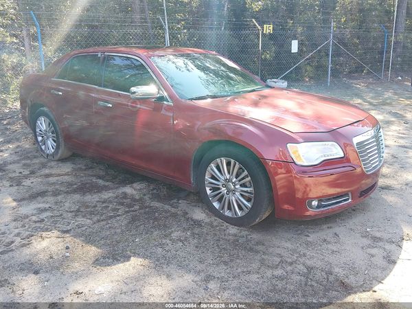 2012 CHRYSLER 300 LIMITED — I1