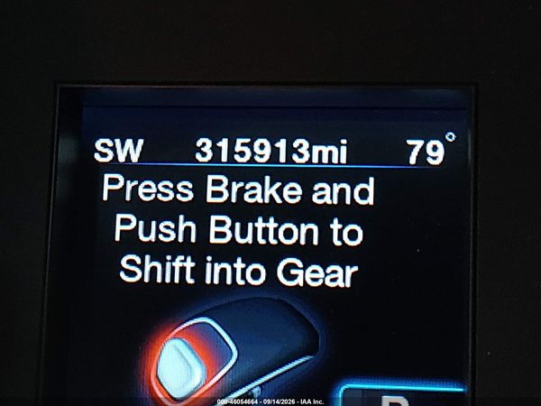 2012 CHRYSLER 300 LIMITED — I118
