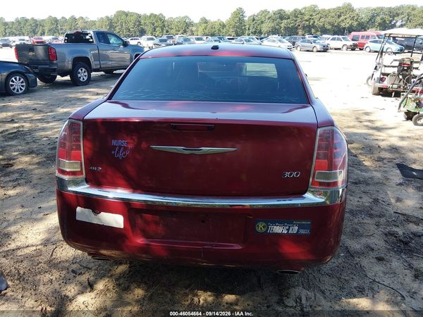 2012 CHRYSLER 300 LIMITED — I119