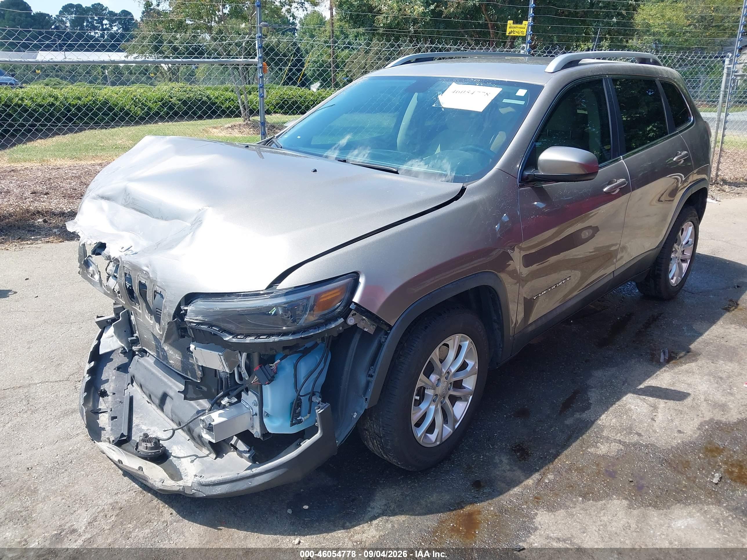 2019 JEEP CHEROKEE LATITUDE FWD — I2