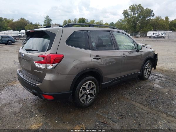 2021 SUBARU FORESTER PREMIUM — I4
