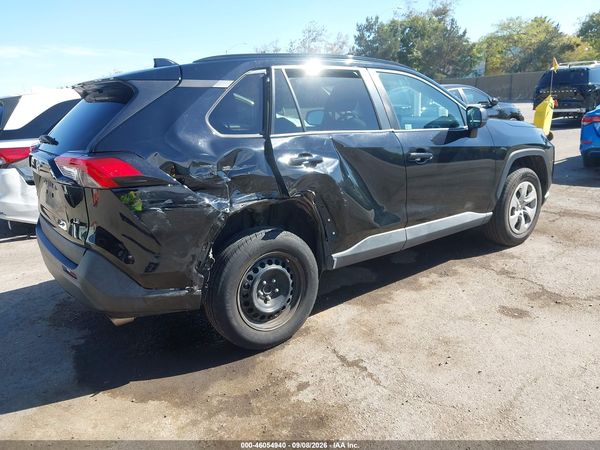 2019 TOYOTA RAV4 LE — I4