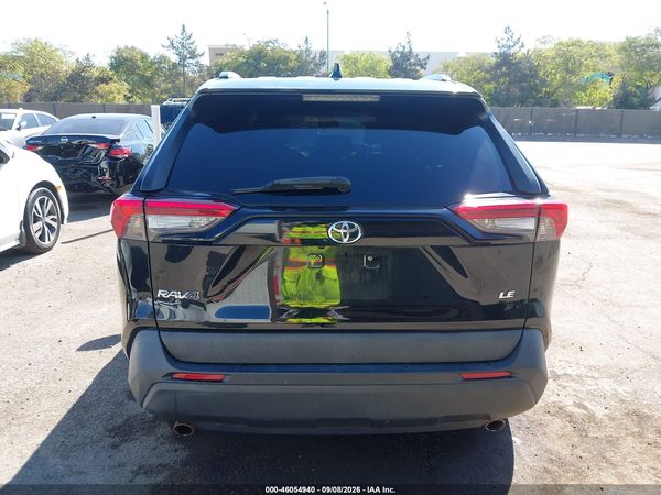 2019 TOYOTA RAV4 LE — I119