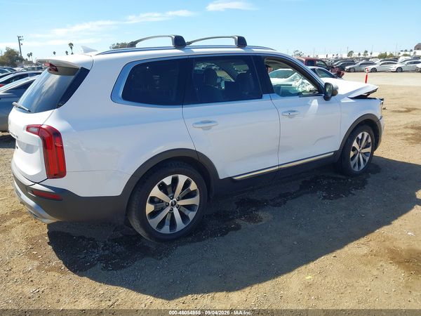 2022 KIA TELLURIDE EX — I4
