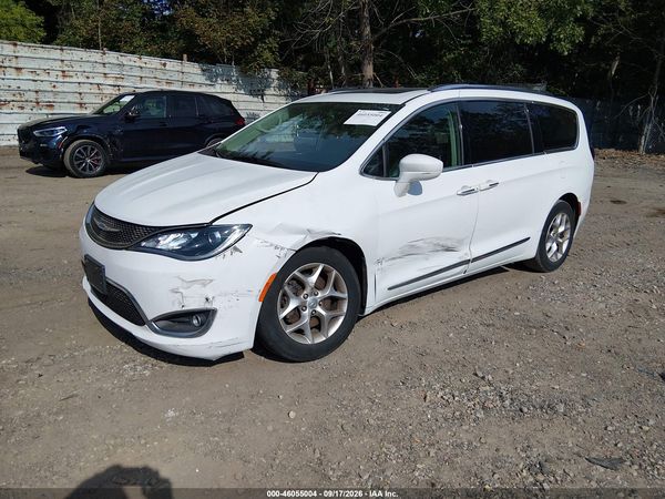2019 CHRYSLER PACIFICA — I2