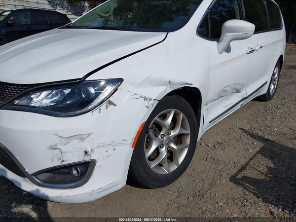 2019 CHRYSLER PACIFICA TOURING L PLUS — I6