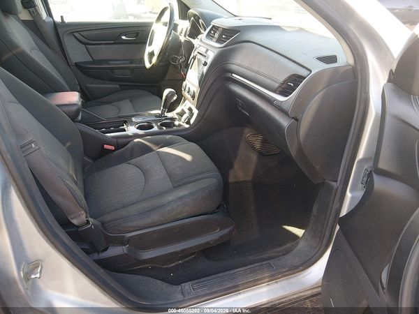 2015 CHEVROLET TRAVERSE 1LT — I5
