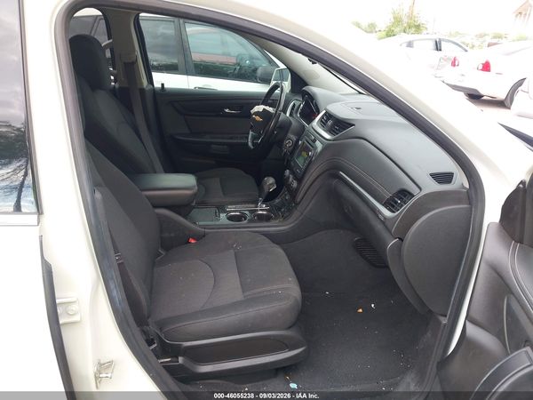 2015 CHEVROLET TRAVERSE 1LT — I5