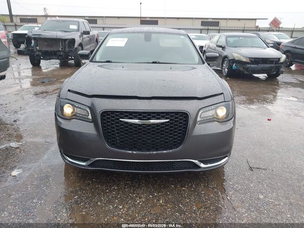 2019 CHRYSLER 300 TOURING