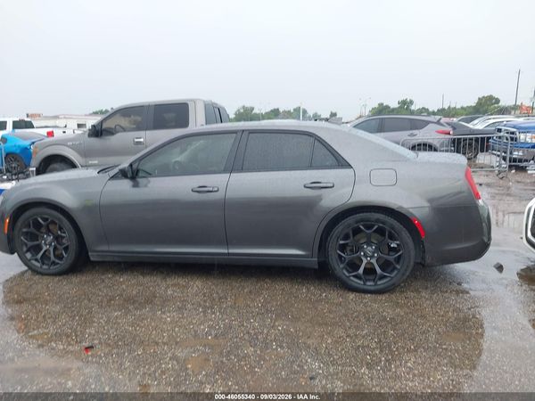 2019 CHRYSLER 300