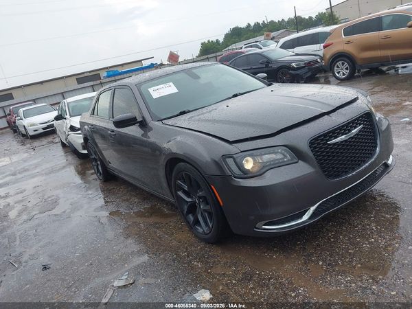 2019 CHRYSLER 300 TOURING