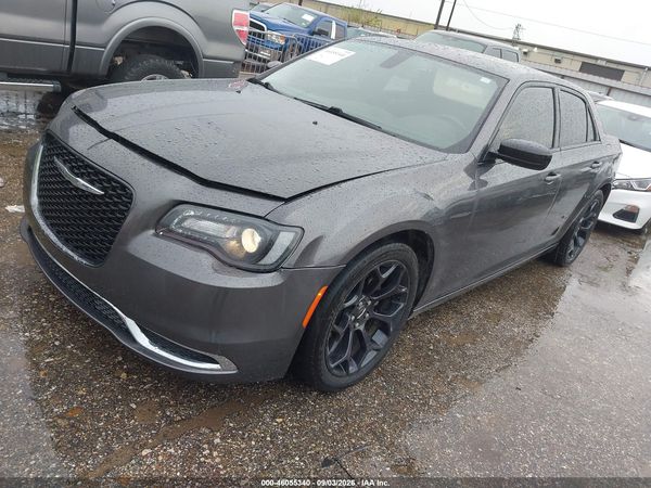 2019 CHRYSLER 300 TOURING