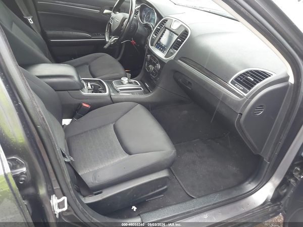 2019 CHRYSLER 300 TOURING