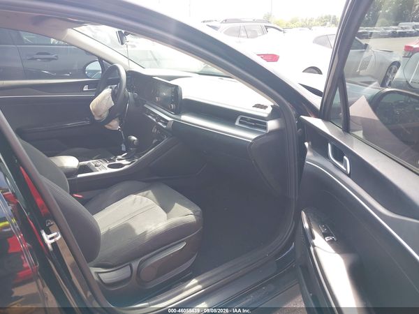 2021 KIA K5 LXS — I5