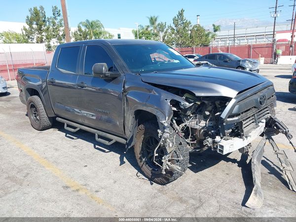 2025 TOYOTA TUNDRA SR5 — I1