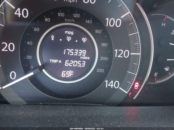 2014 HONDA CR-V LX — I118