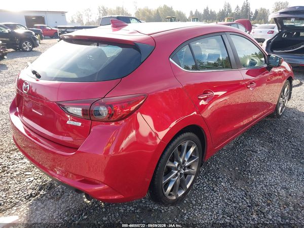 2018 MAZDA MAZDA3 TOURING — I4
