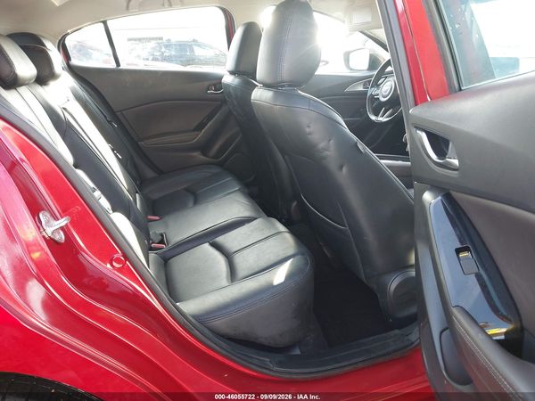 2018 MAZDA MAZDA3 TOURING — I153
