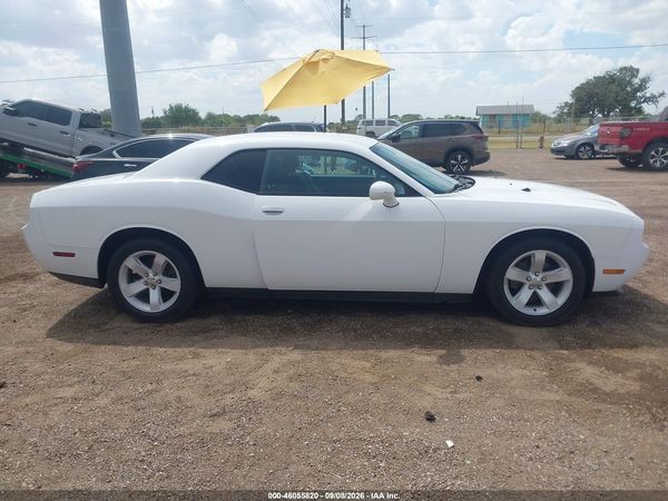 2014 DODGE CHALLENGER SXT — I116
