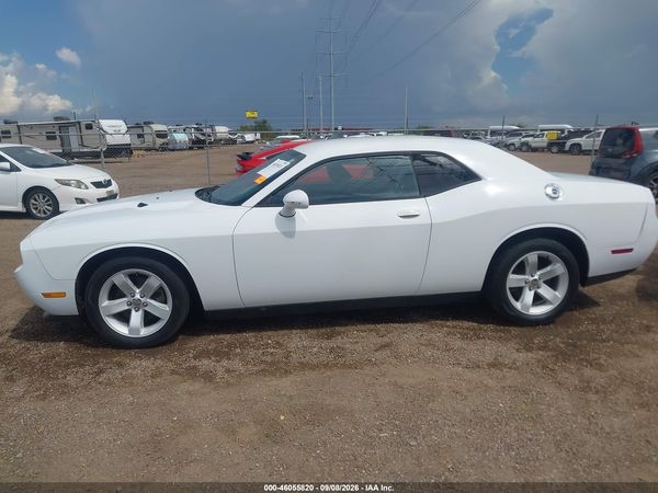 2014 DODGE CHALLENGER SXT — I117