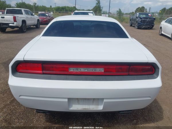 2014 DODGE CHALLENGER SXT — I119