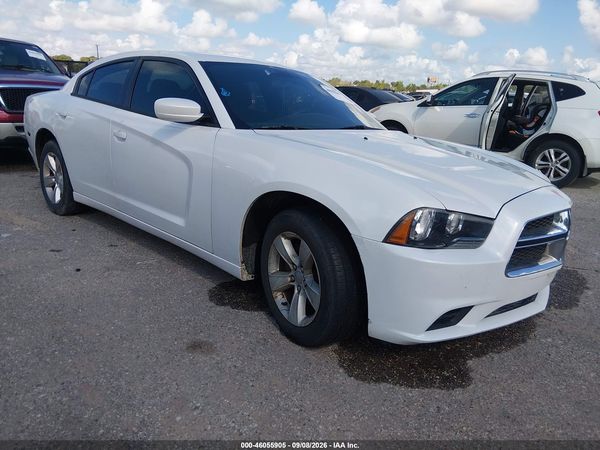 2014 DODGE CHARGER SE — I1