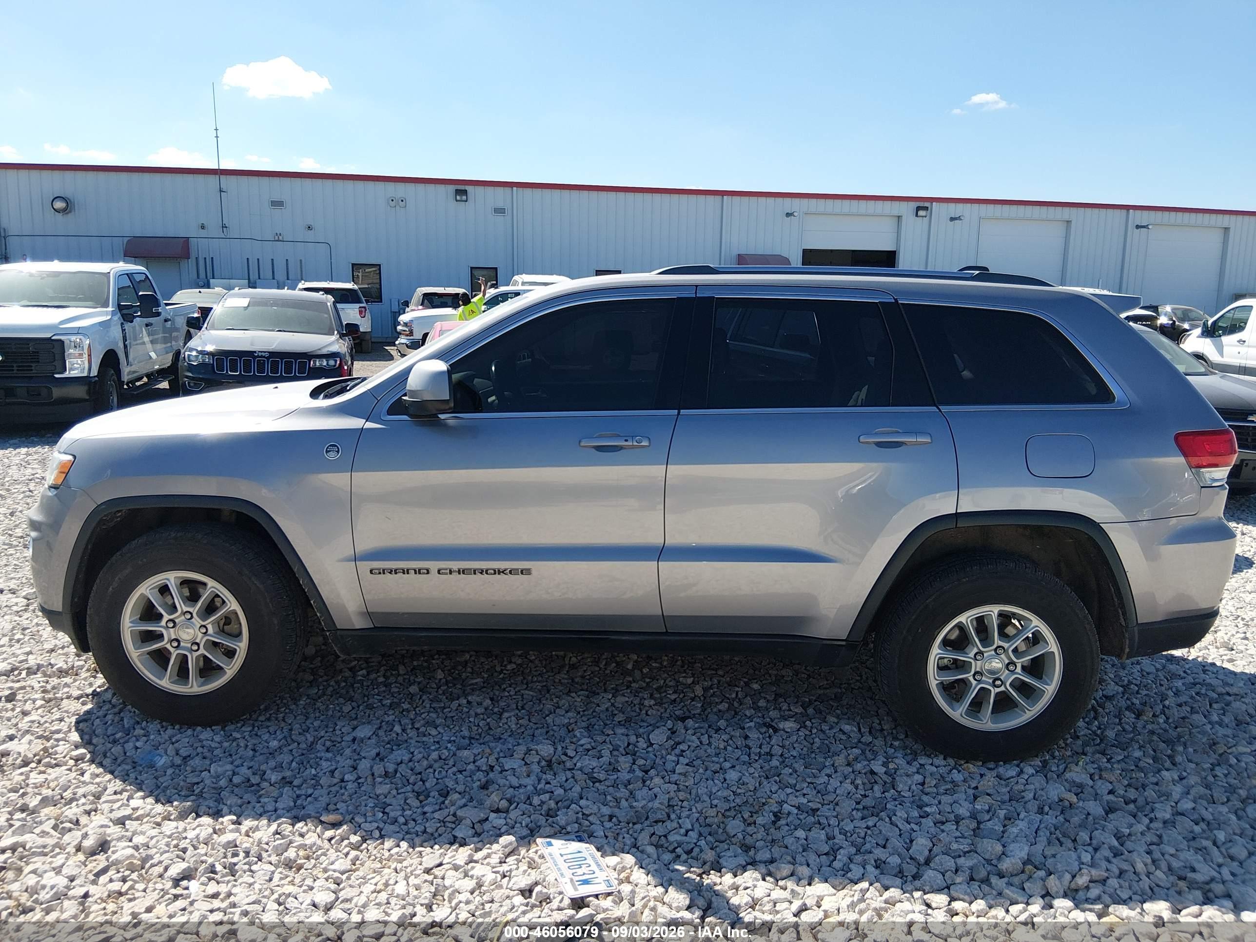 2020 JEEP GRAND CHEROKEE LAREDO E 4X4