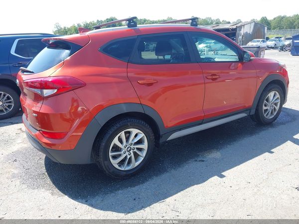 2017 HYUNDAI TUCSON SE PLUS — I4