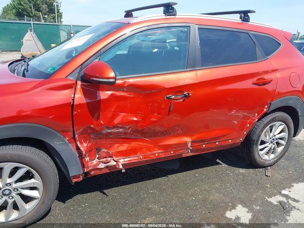 2017 HYUNDAI TUCSON SE PLUS — I6