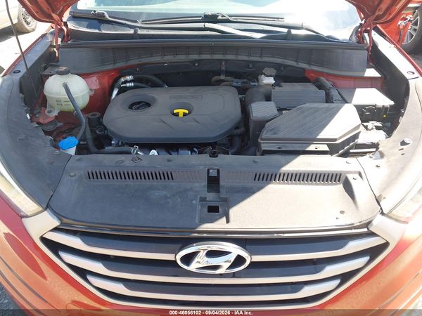 2017 HYUNDAI TUCSON SE PLUS — I10