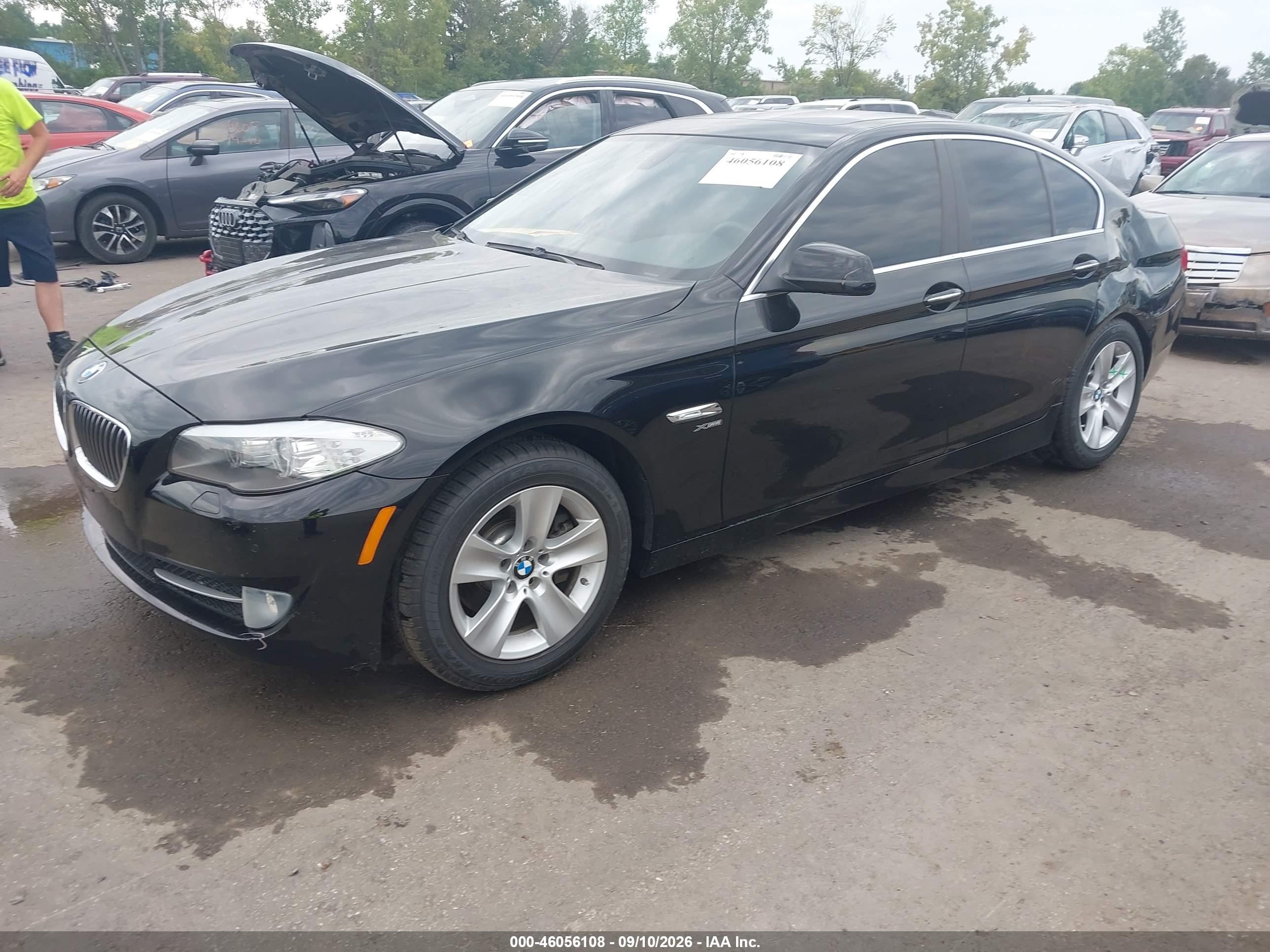 2012 BMW 528I XDRIVE — I2
