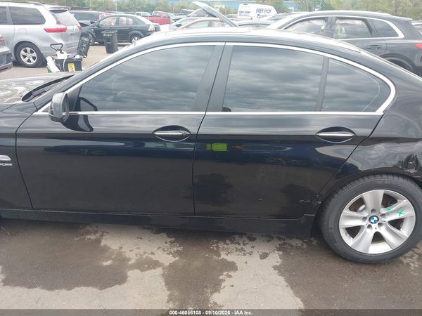 2012 BMW 528I XDRIVE — I117