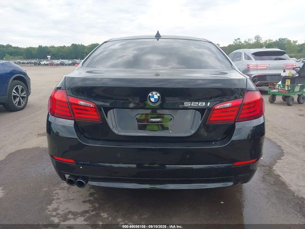 2012 BMW 528I XDRIVE — I119