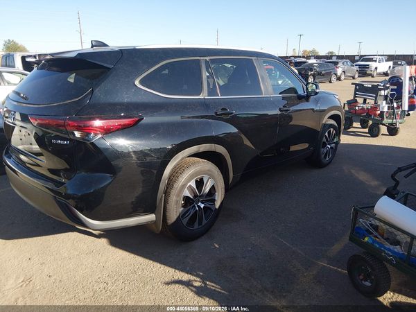 2023 TOYOTA HIGHLANDER HYBRID XLE — I4