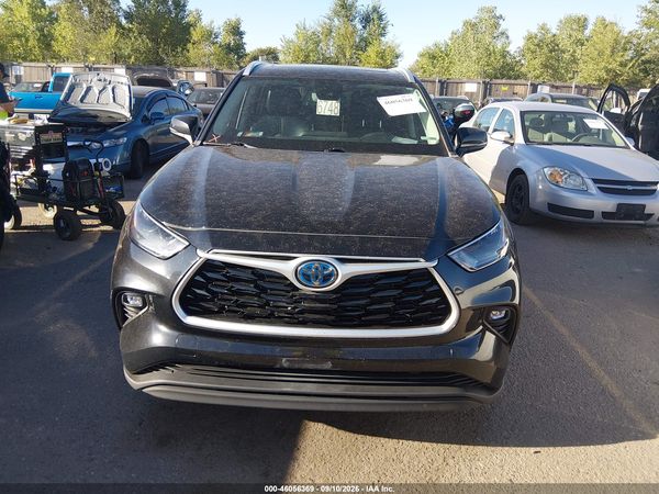 2023 TOYOTA HIGHLANDER HYBRID XLE — I115