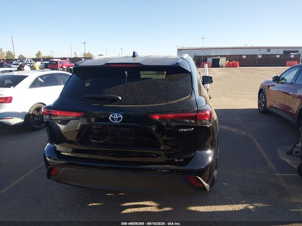 2023 TOYOTA HIGHLANDER HYBRID XLE — I119