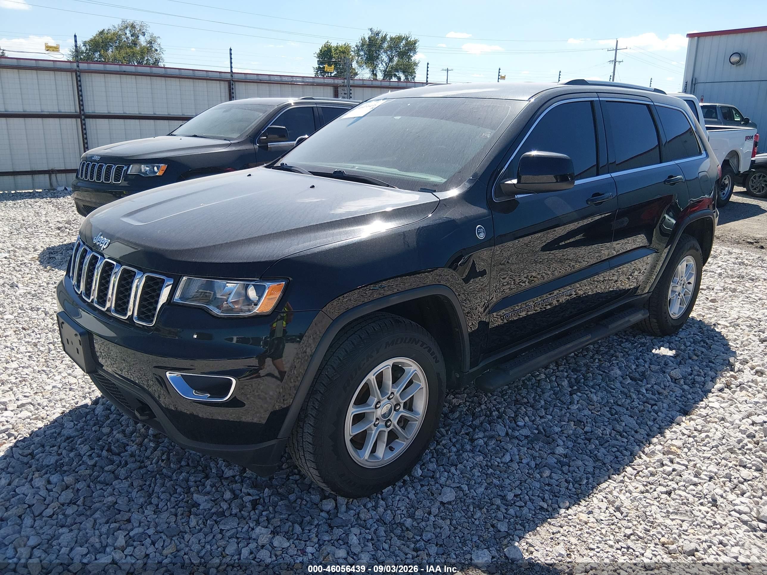 2019 JEEP GRAND CHEROKEE LAREDO E 4X4 — I2