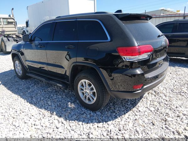 2019 JEEP GRAND CHEROKEE LAREDO E 4X4 — I3