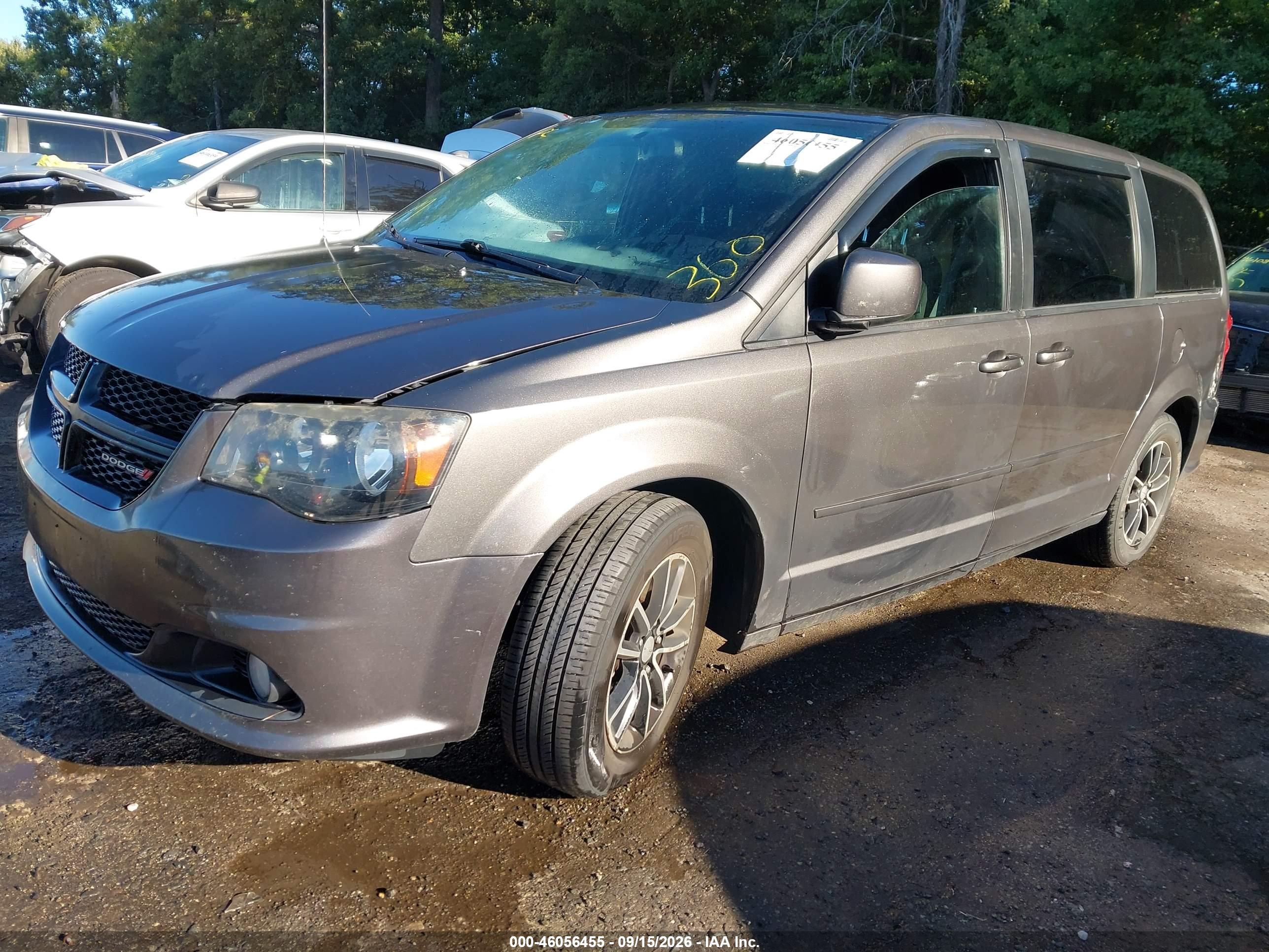 2015 DODGE GRAND CARAVAN SXT — I2