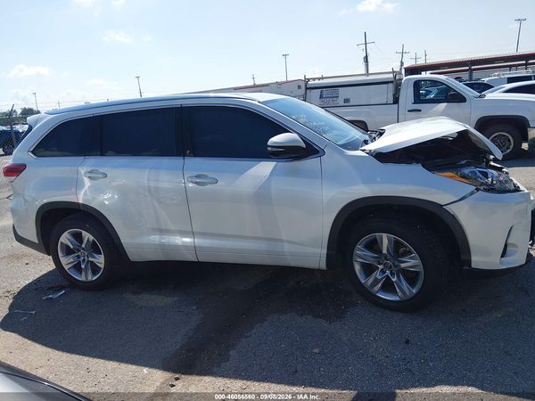 2019 TOYOTA HIGHLANDER LIMITED — I116