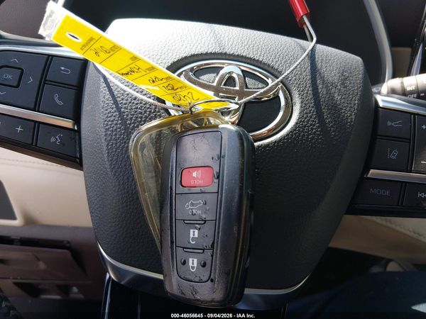 2021 TOYOTA HIGHLANDER XLE — I11