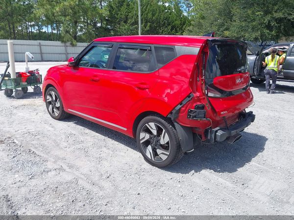 2024 KIA SOUL GT-LINE — I3