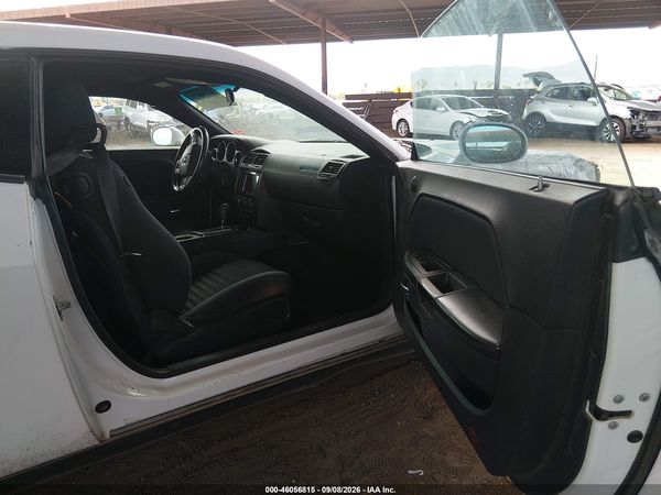2013 DODGE CHALLENGER SXT — I5